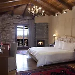 Kazarma Hotel Kalývia Fylaktís