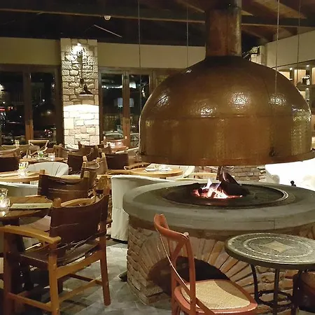 Kazarma 4* Kalývia Fylaktís